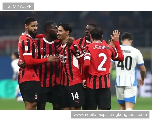 AC米兰签约中场控制者