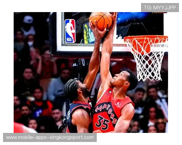 安东尼·戴维斯站稳内线，湖人篮下攻防皆能